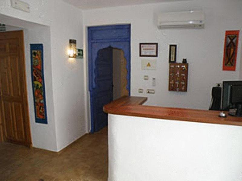Hostal Extramuros Conil De La Frontera Eksteriør billede